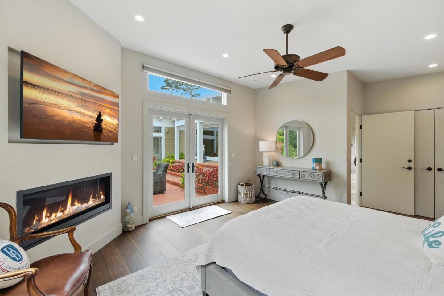Detail Gallery Image 14 of 36 For 4021 El Bosque Dr, Pebble Beach,  CA 93953 - 4 Beds | 3 Baths
