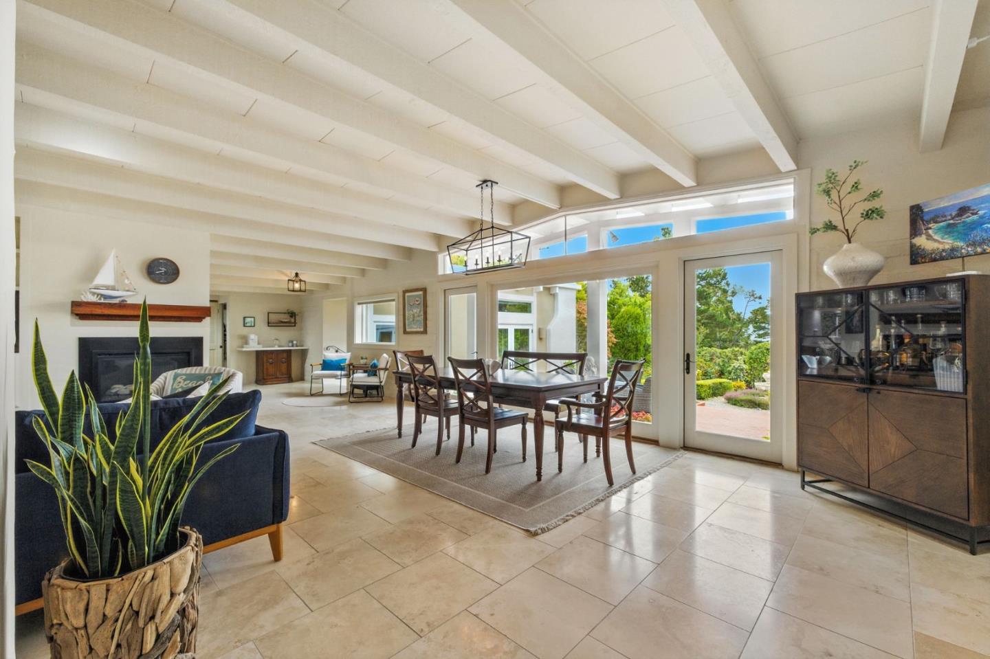 Detail Gallery Image 4 of 36 For 4021 El Bosque Dr, Pebble Beach,  CA 93953 - 4 Beds | 3 Baths