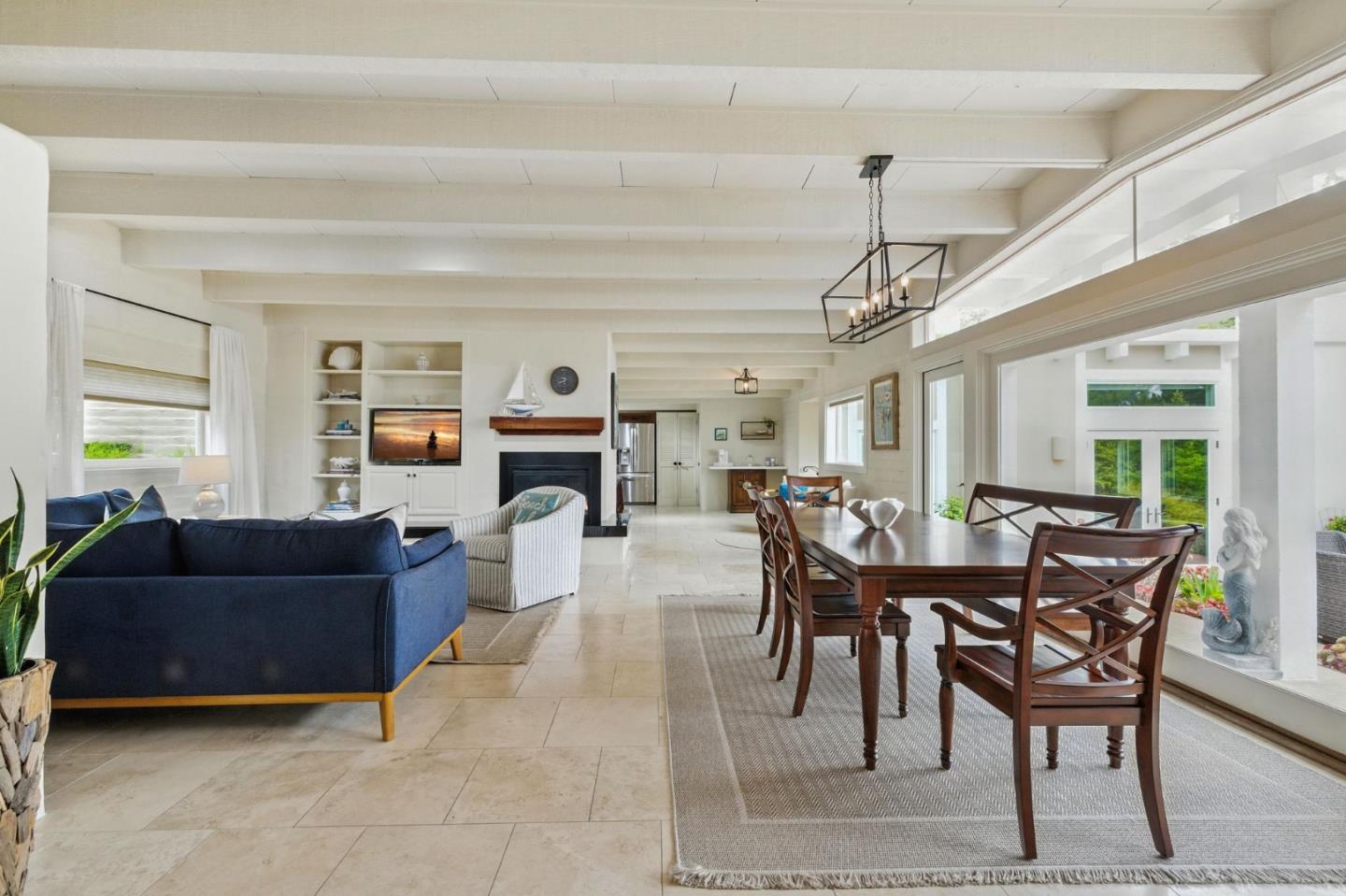 Detail Gallery Image 5 of 36 For 4021 El Bosque Dr, Pebble Beach,  CA 93953 - 4 Beds | 3 Baths