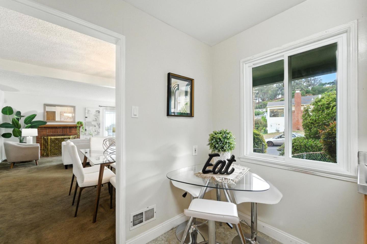Detail Gallery Image 10 of 36 For 404 Larch Ave, South San Francisco,  CA 94080 - 3 Beds | 1 Baths