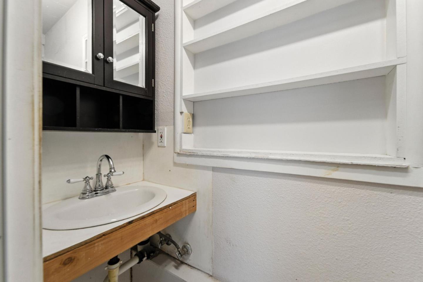Detail Gallery Image 29 of 36 For 404 Larch Ave, South San Francisco,  CA 94080 - 3 Beds | 1 Baths