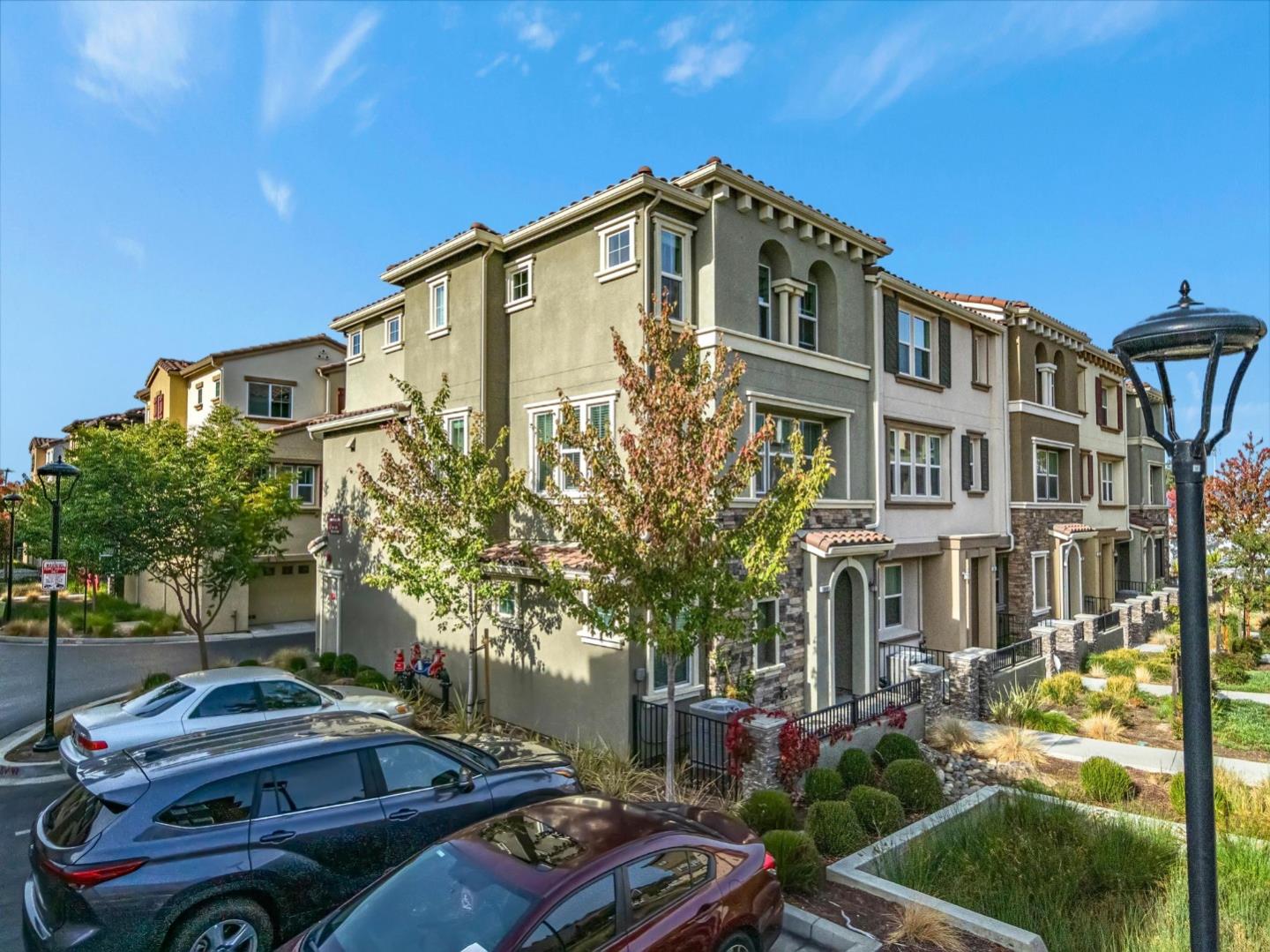 Detail Gallery Image 47 of 57 For 25899 Dollar St, Hayward,  CA 94544 - 4 Beds | 3/1 Baths