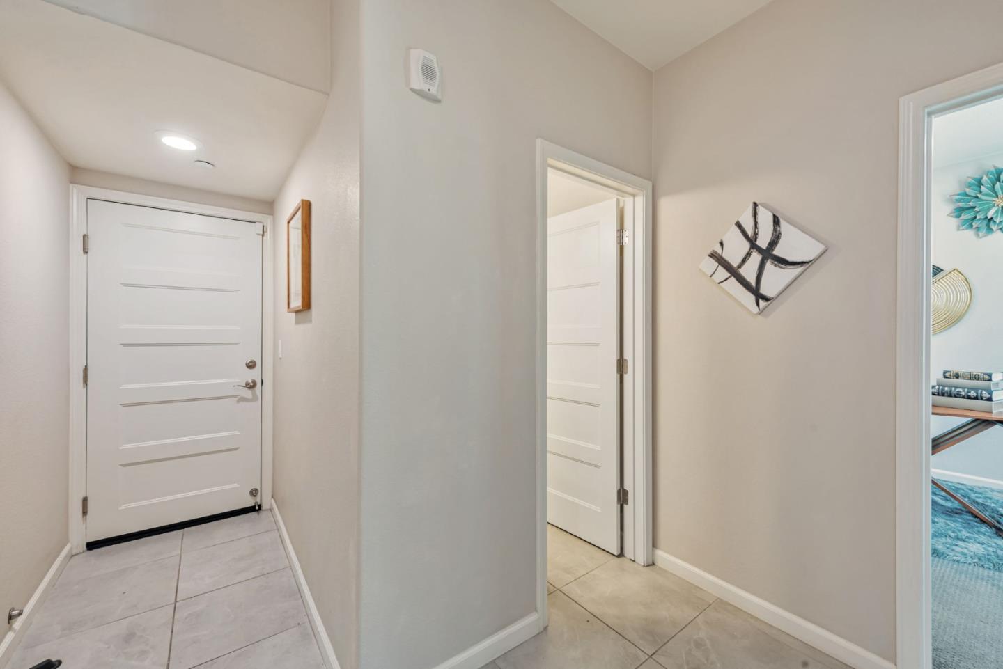 Detail Gallery Image 6 of 57 For 25899 Dollar St, Hayward,  CA 94544 - 4 Beds | 3/1 Baths