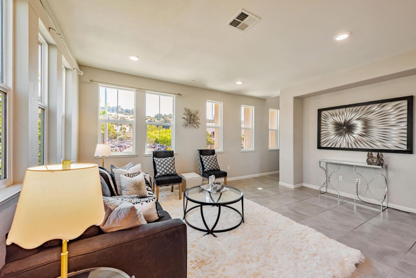 Detail Gallery Image 8 of 57 For 25899 Dollar St, Hayward,  CA 94544 - 4 Beds | 3/1 Baths