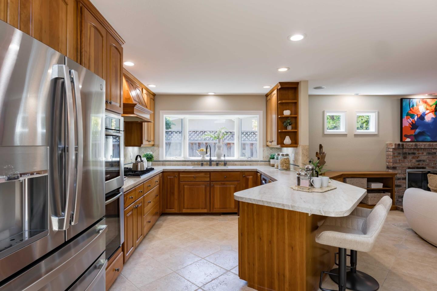 Detail Gallery Image 10 of 27 For 1561 Kingsgate Dr, Sunnyvale,  CA 94087 - 4 Beds | 2 Baths