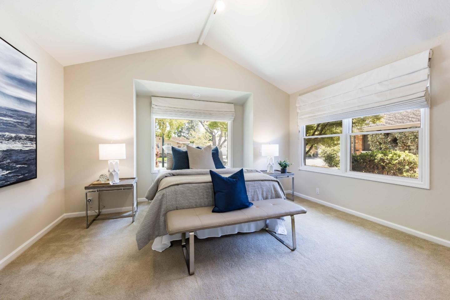 Detail Gallery Image 14 of 27 For 1561 Kingsgate Dr, Sunnyvale,  CA 94087 - 4 Beds | 2 Baths