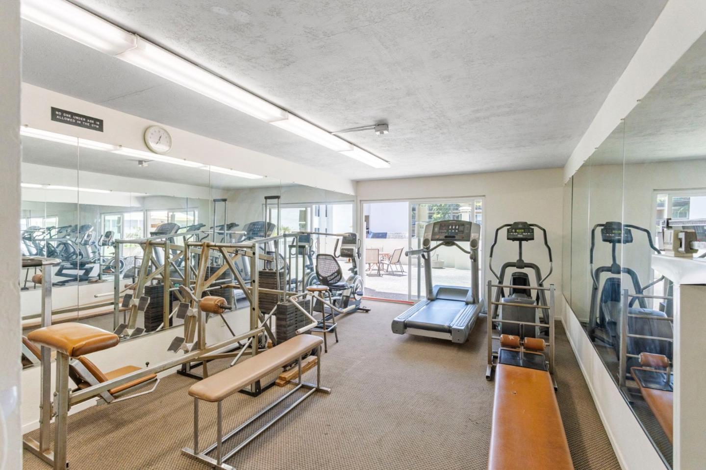 Detail Gallery Image 30 of 43 For 288 Whitmore St #215,  Oakland,  CA 94611 - 1 Beds | 1 Baths
