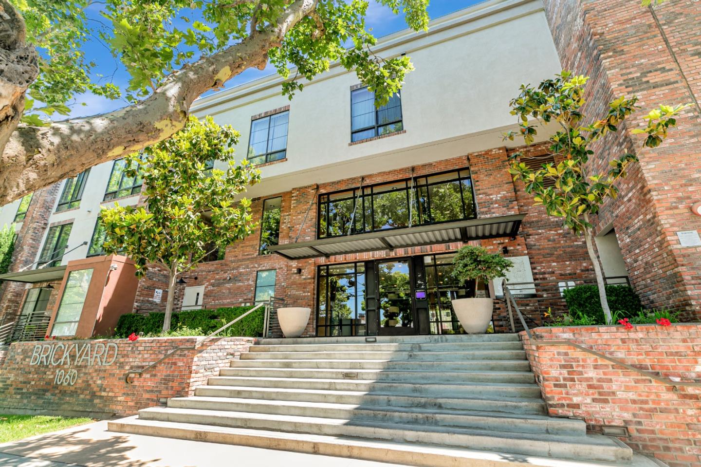 Detail Gallery Image 2 of 50 For 1060 S 3rd St #224,  San Jose,  CA 95112 - 2 Beds | 2 Baths