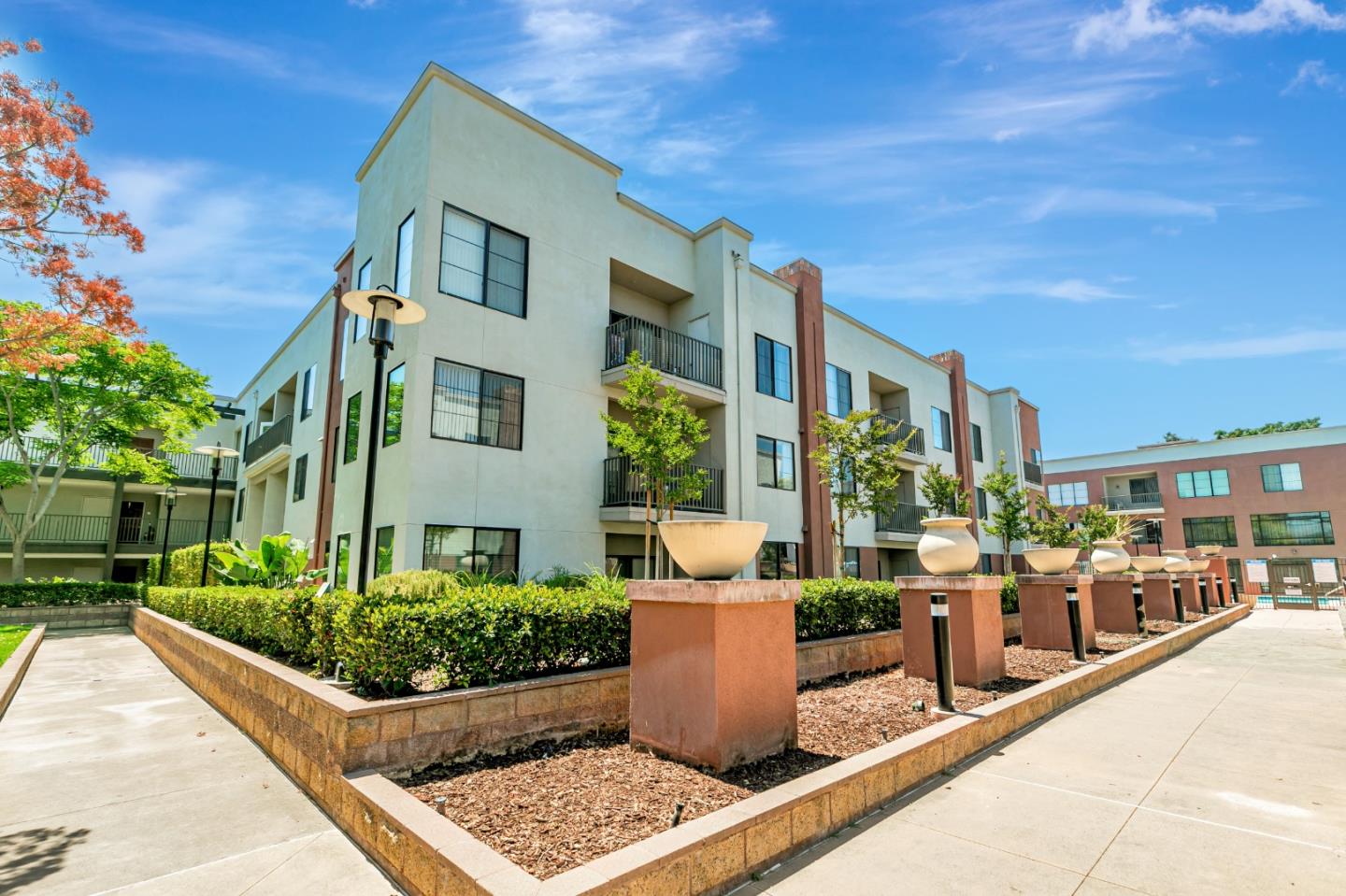 Detail Gallery Image 3 of 50 For 1060 S 3rd St #224,  San Jose,  CA 95112 - 2 Beds | 2 Baths