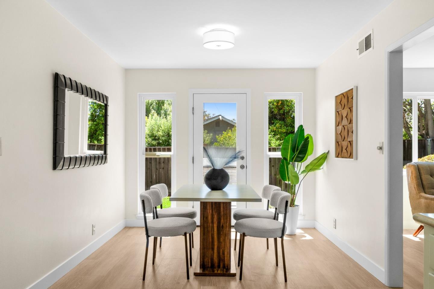 Detail Gallery Image 8 of 52 For 1786 Villarita Dr, Campbell,  CA 95008 - 4 Beds | 2 Baths