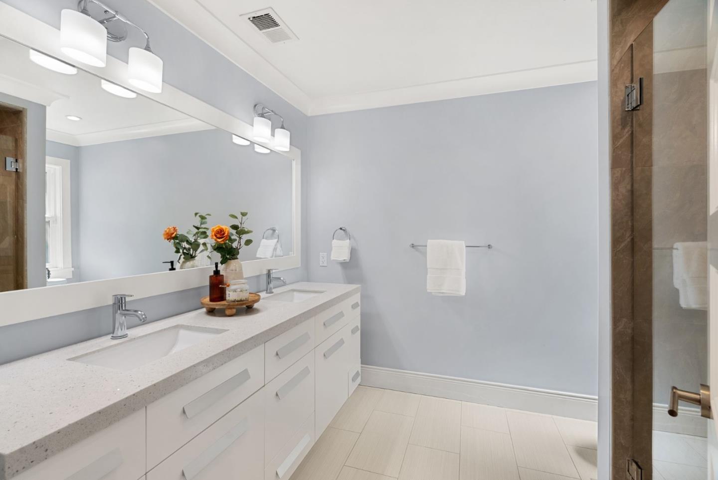 Detail Gallery Image 14 of 32 For 1271 Petersen Ct, Los Altos,  CA 94024 - 4 Beds | 3/1 Baths