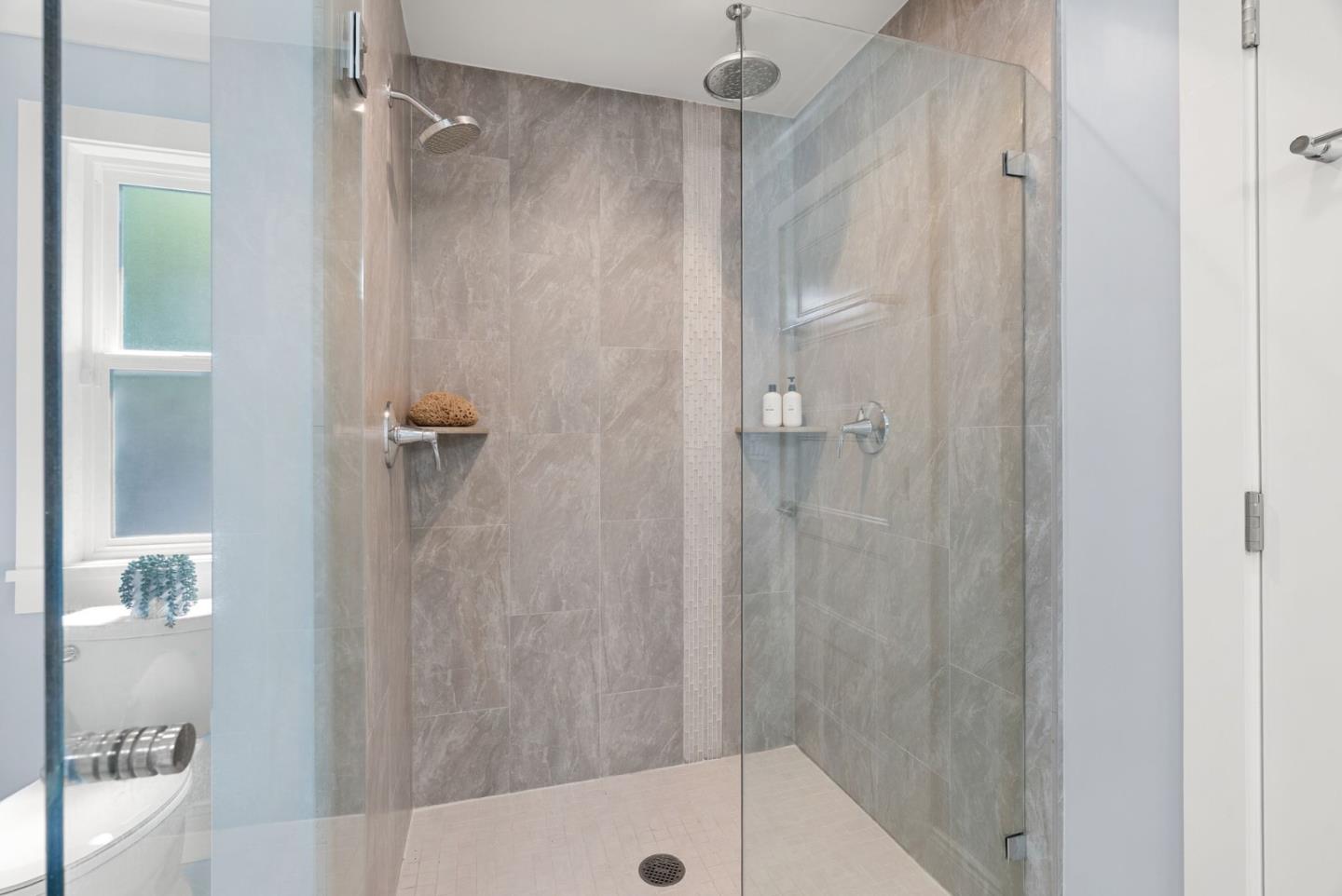 Detail Gallery Image 15 of 32 For 1271 Petersen Ct, Los Altos,  CA 94024 - 4 Beds | 3/1 Baths
