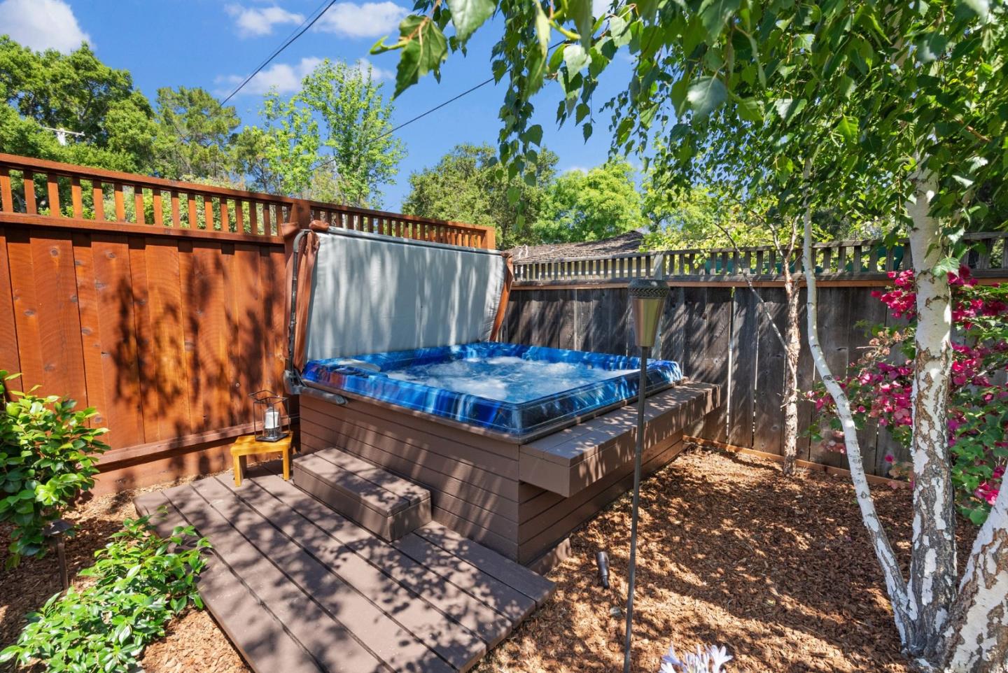 Detail Gallery Image 32 of 32 For 1271 Petersen Ct, Los Altos,  CA 94024 - 4 Beds | 3/1 Baths