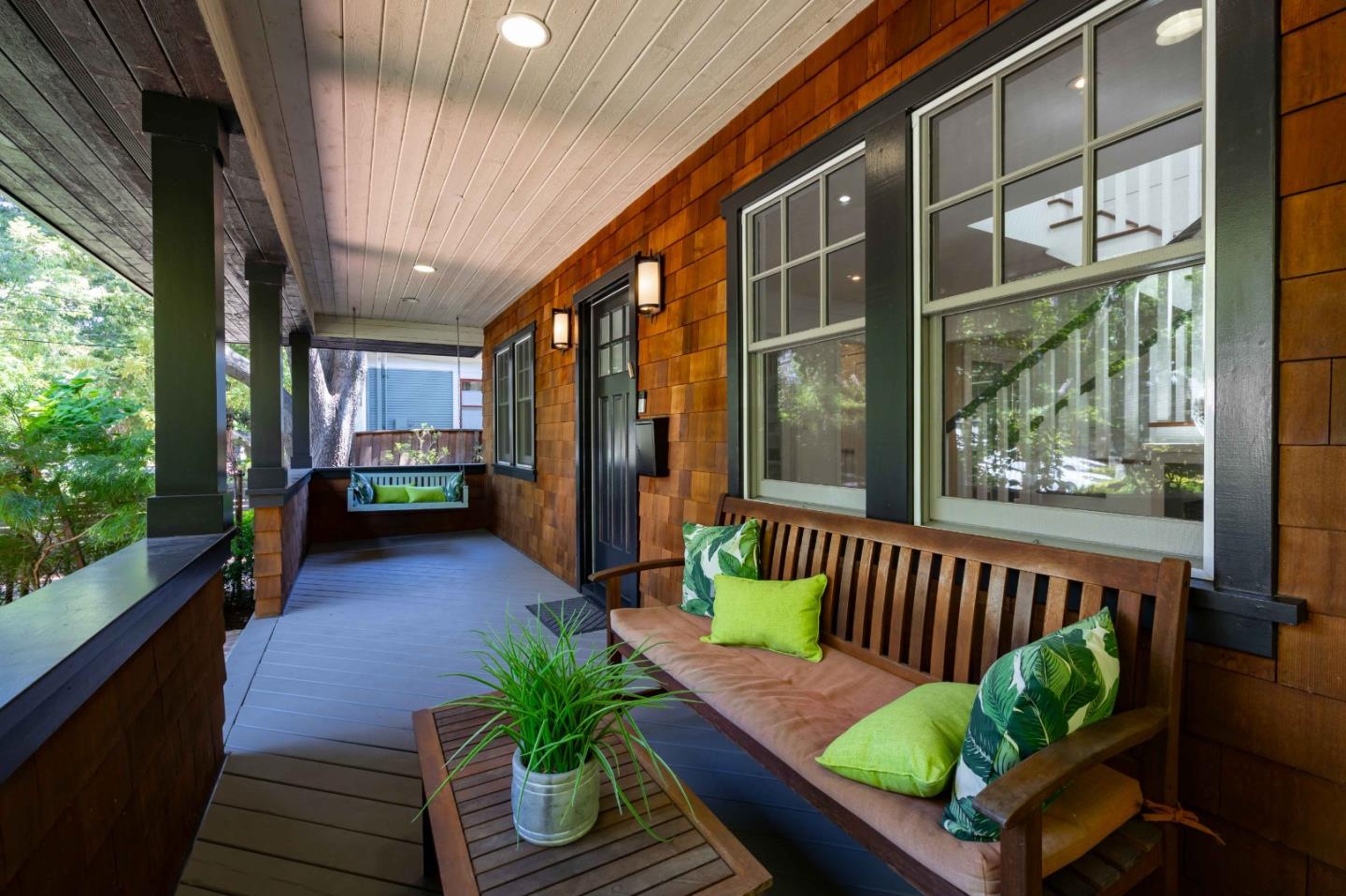 Detail Gallery Image 29 of 29 For 154 Bryant St, Palo Alto,  CA 94301 - 4 Beds | 3/1 Baths