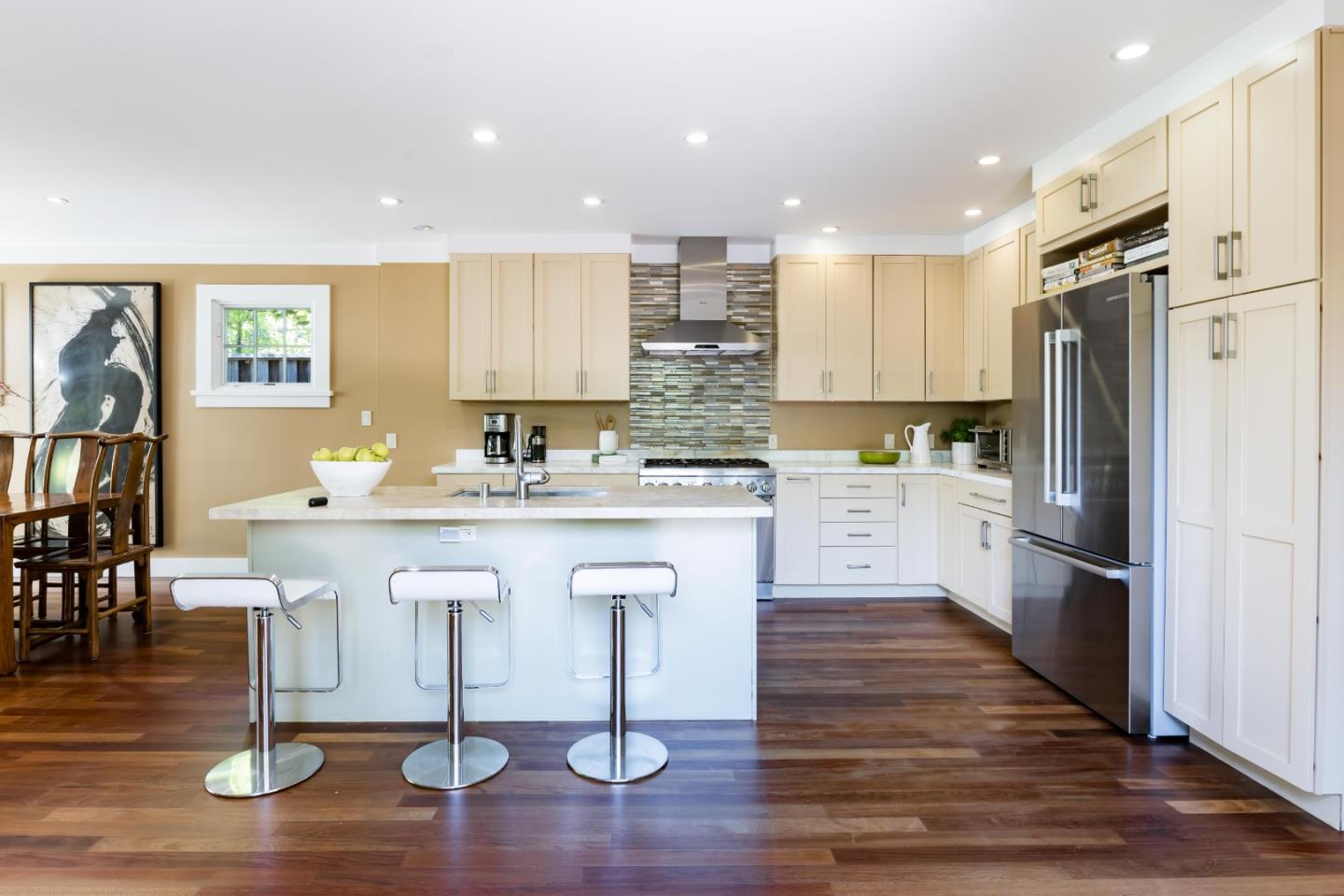 Detail Gallery Image 7 of 29 For 154 Bryant St, Palo Alto,  CA 94301 - 4 Beds | 3/1 Baths