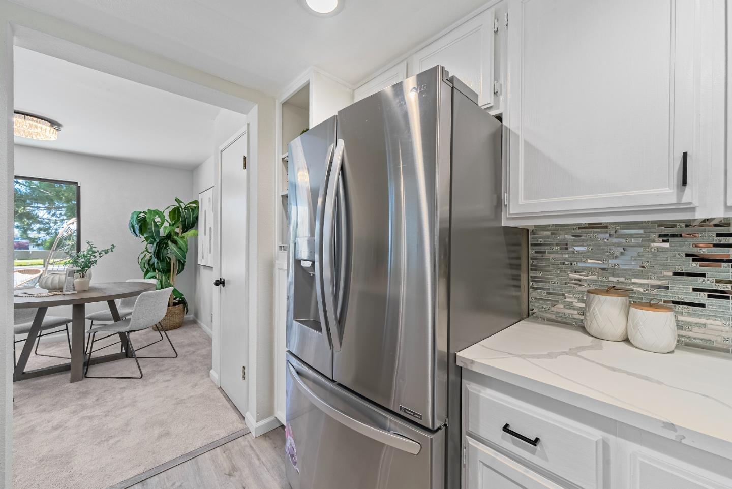 Detail Gallery Image 13 of 39 For 2241 Vista Del Mar, San Mateo,  CA 94404 - 2 Beds | 2 Baths