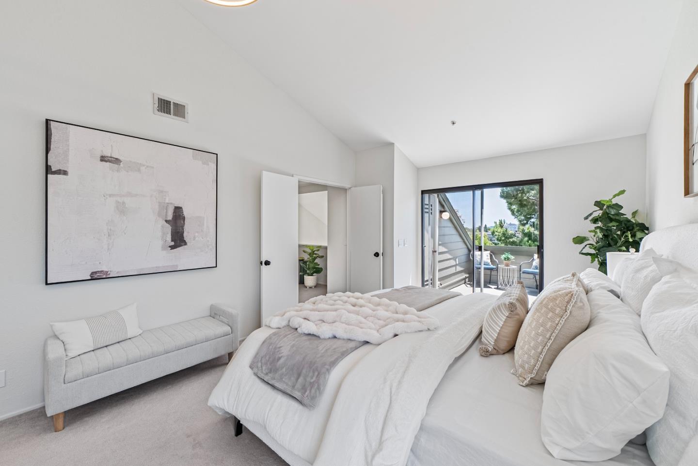 Detail Gallery Image 18 of 39 For 2241 Vista Del Mar, San Mateo,  CA 94404 - 2 Beds | 2 Baths