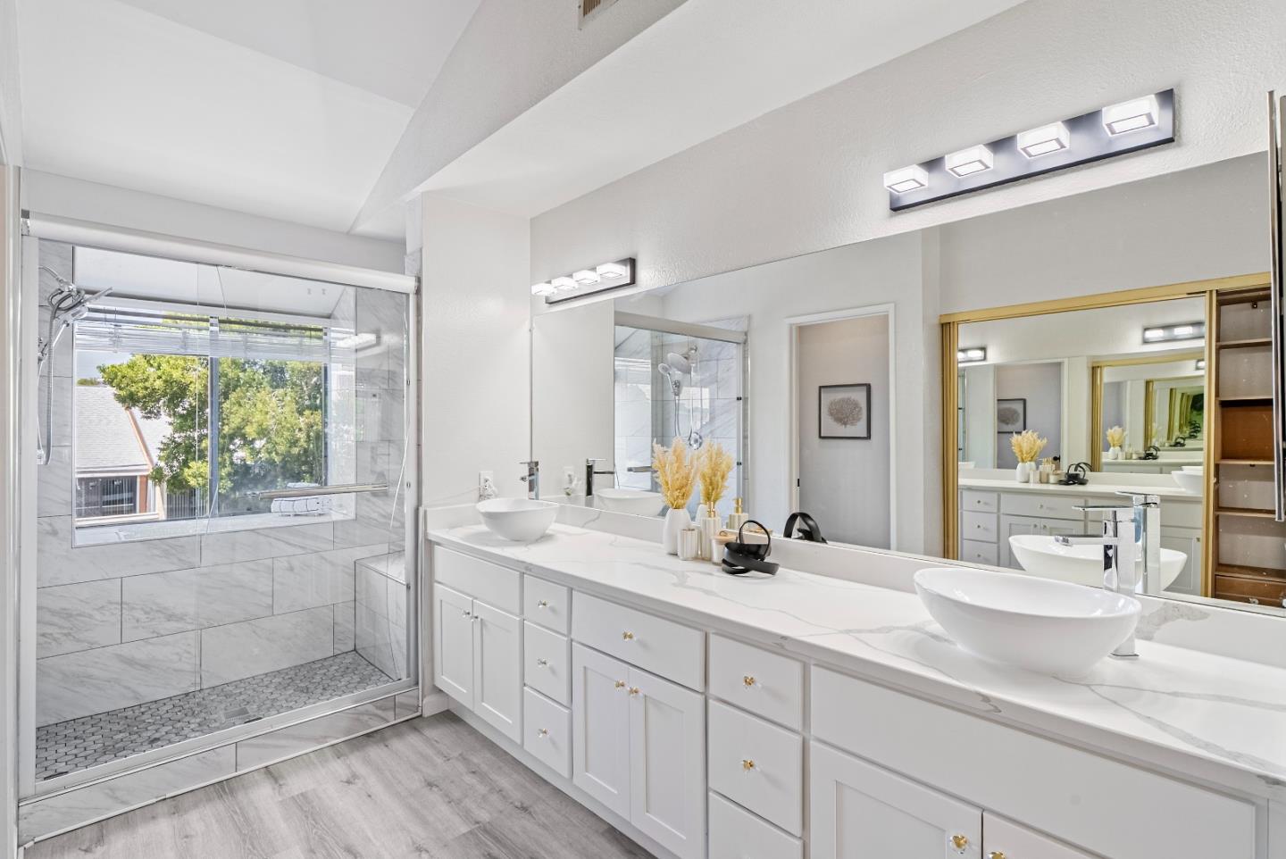 Detail Gallery Image 20 of 39 For 2241 Vista Del Mar, San Mateo,  CA 94404 - 2 Beds | 2 Baths