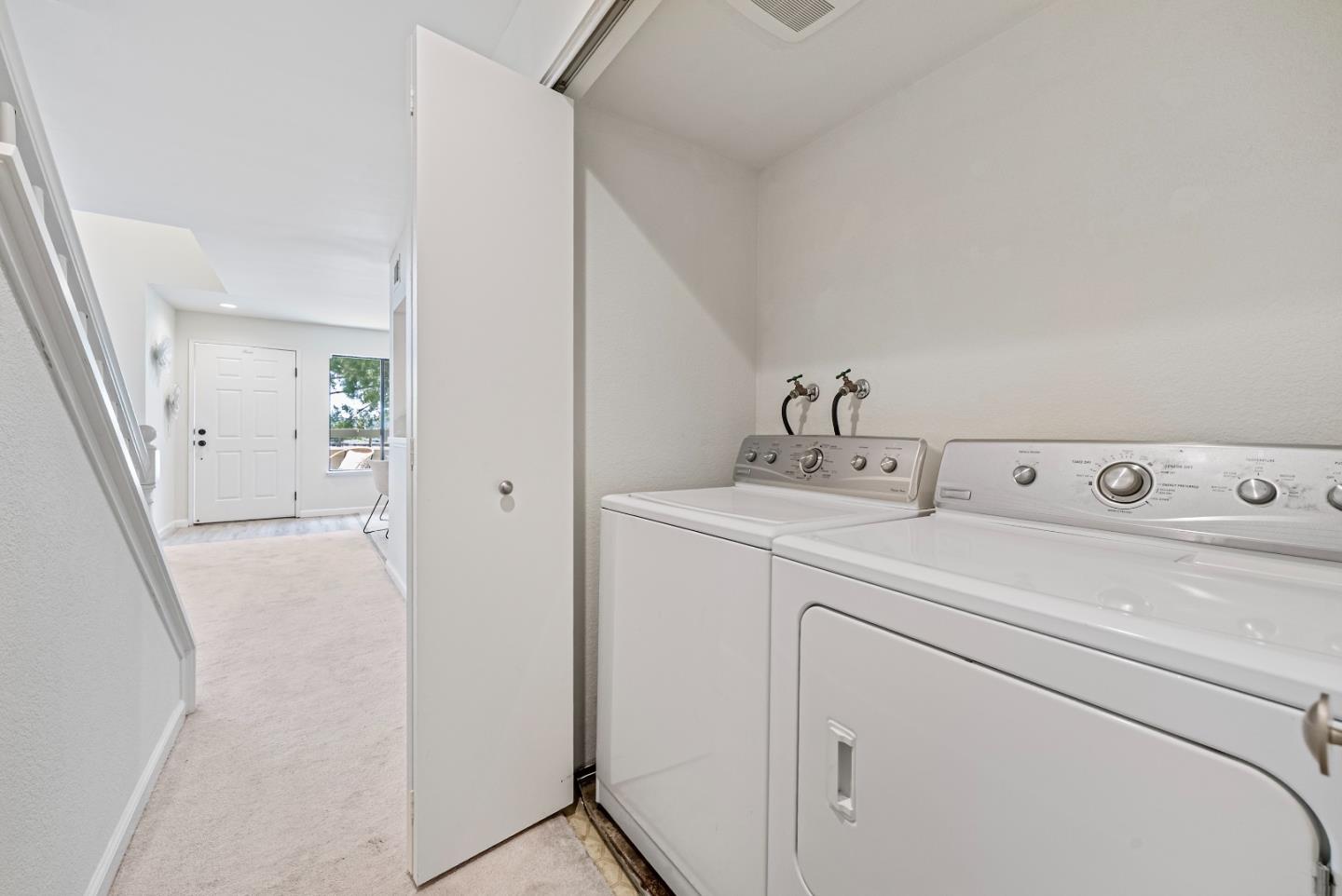 Detail Gallery Image 26 of 39 For 2241 Vista Del Mar, San Mateo,  CA 94404 - 2 Beds | 2 Baths
