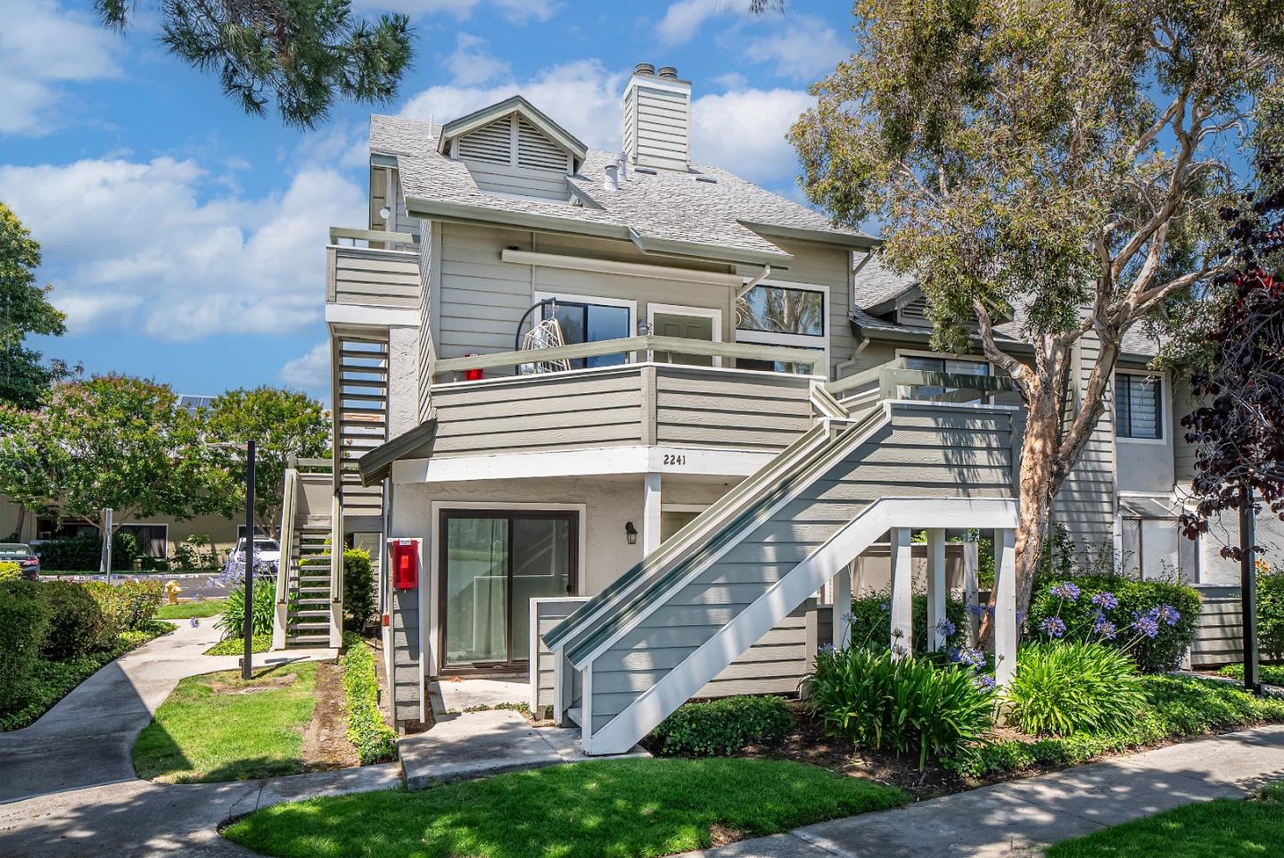 Detail Gallery Image 30 of 39 For 2241 Vista Del Mar, San Mateo,  CA 94404 - 2 Beds | 2 Baths