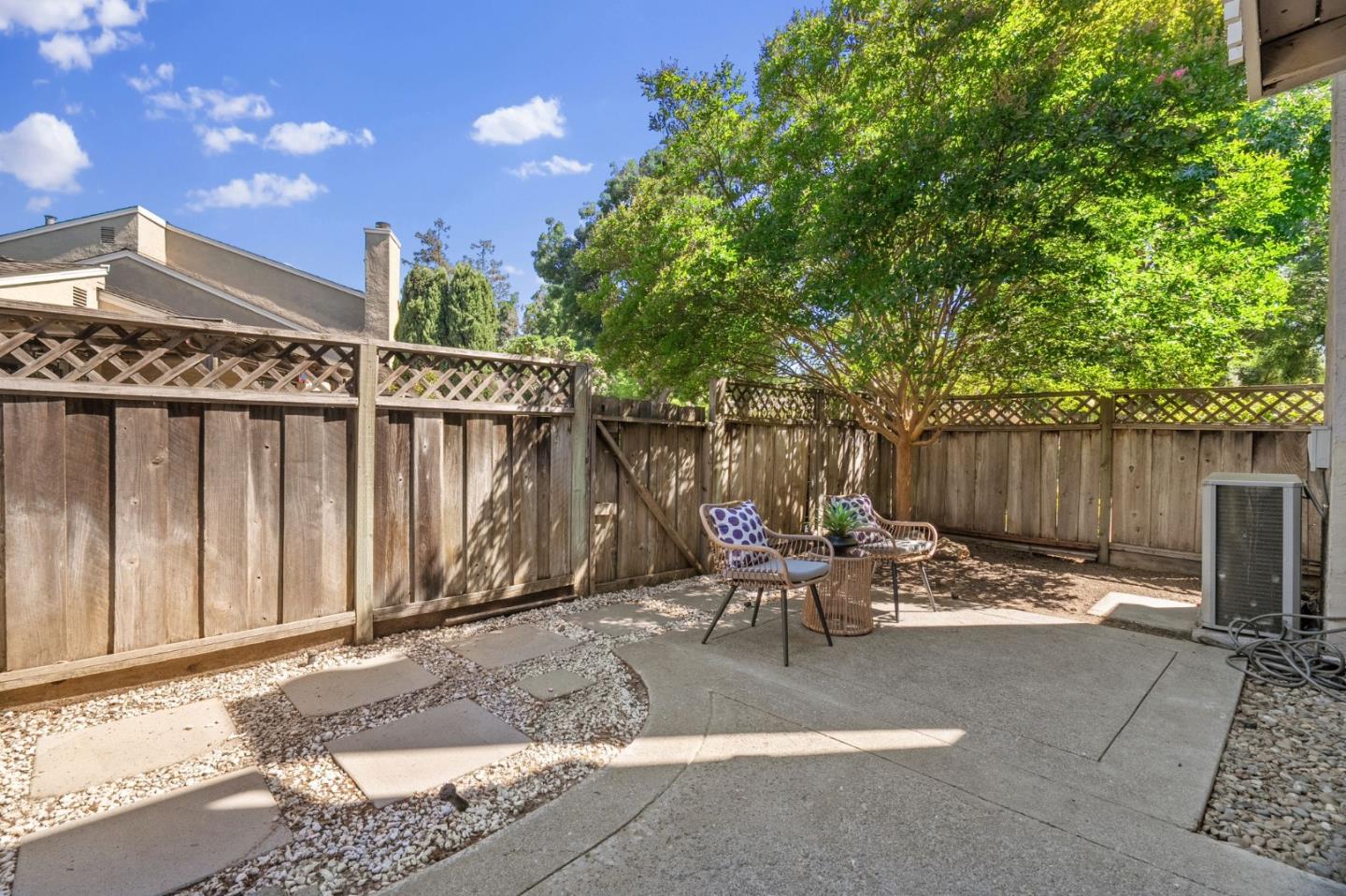 Detail Gallery Image 26 of 29 For 6606 Old Mill Ct, San Jose,  CA 95120 - 3 Beds | 2 Baths