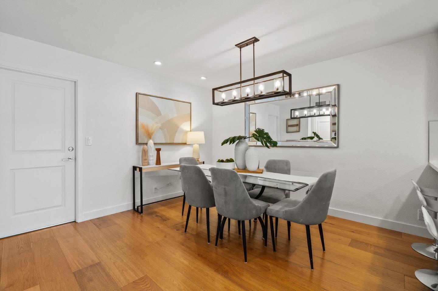 Detail Gallery Image 6 of 29 For 6606 Old Mill Ct, San Jose,  CA 95120 - 3 Beds | 2 Baths