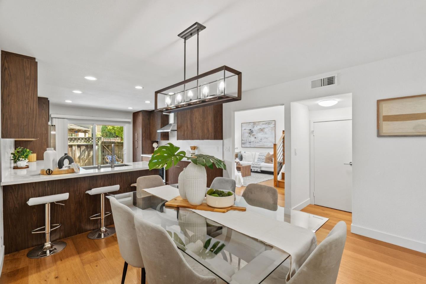 Detail Gallery Image 7 of 29 For 6606 Old Mill Ct, San Jose,  CA 95120 - 3 Beds | 2 Baths