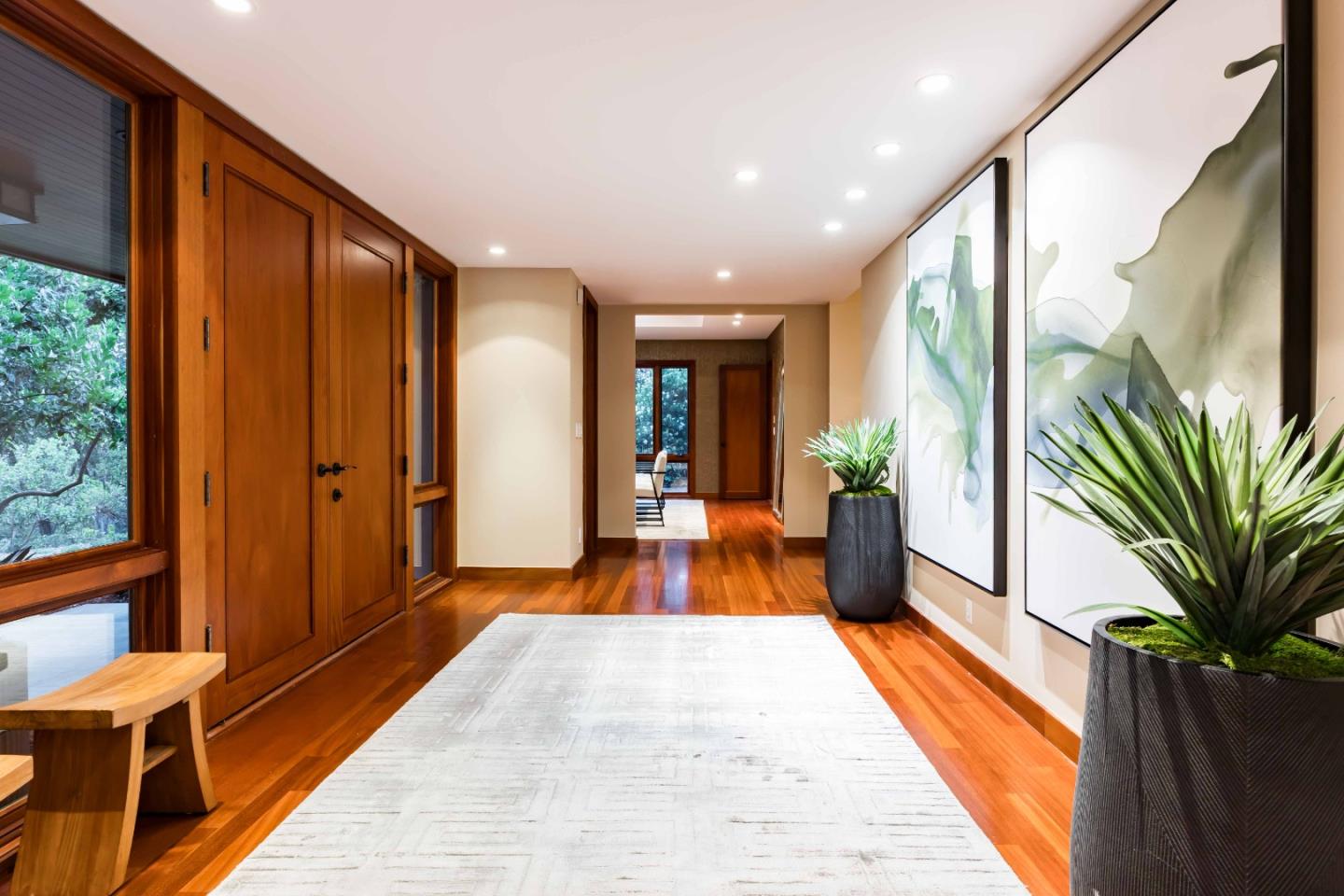 Detail Gallery Image 3 of 39 For 140 Farm Rd, Woodside,  CA 94062 - 5 Beds | 5/1 Baths