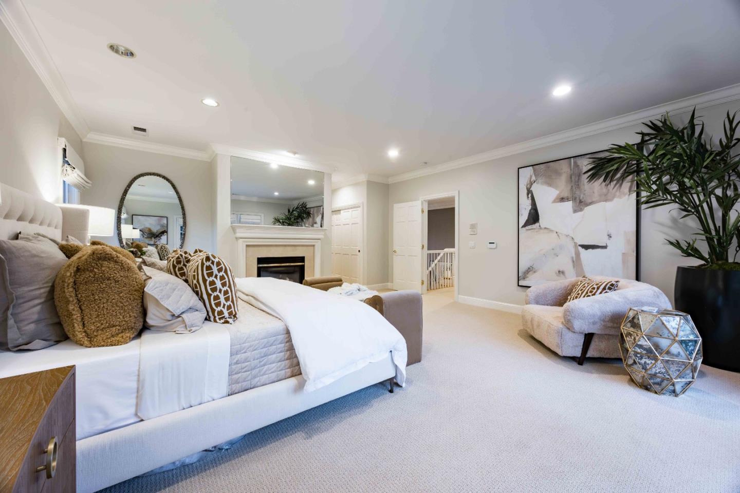 Detail Gallery Image 21 of 39 For 37 Valley Rd, Atherton,  CA 94027 - 5 Beds | 4/1 Baths