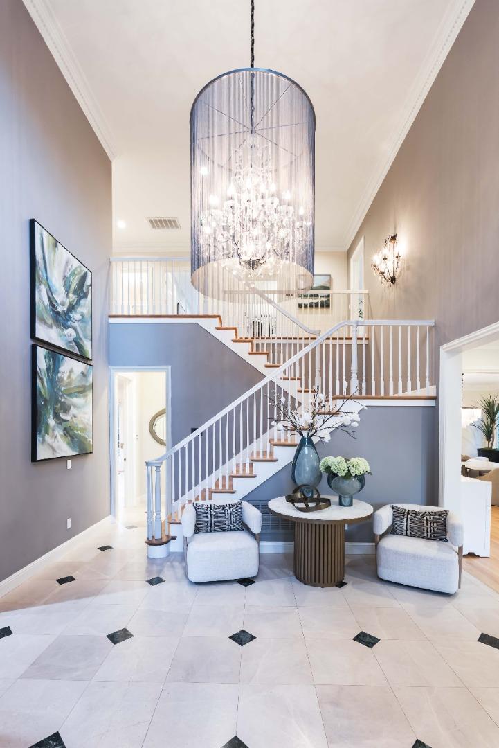 Detail Gallery Image 5 of 39 For 37 Valley Rd, Atherton,  CA 94027 - 5 Beds | 4/1 Baths
