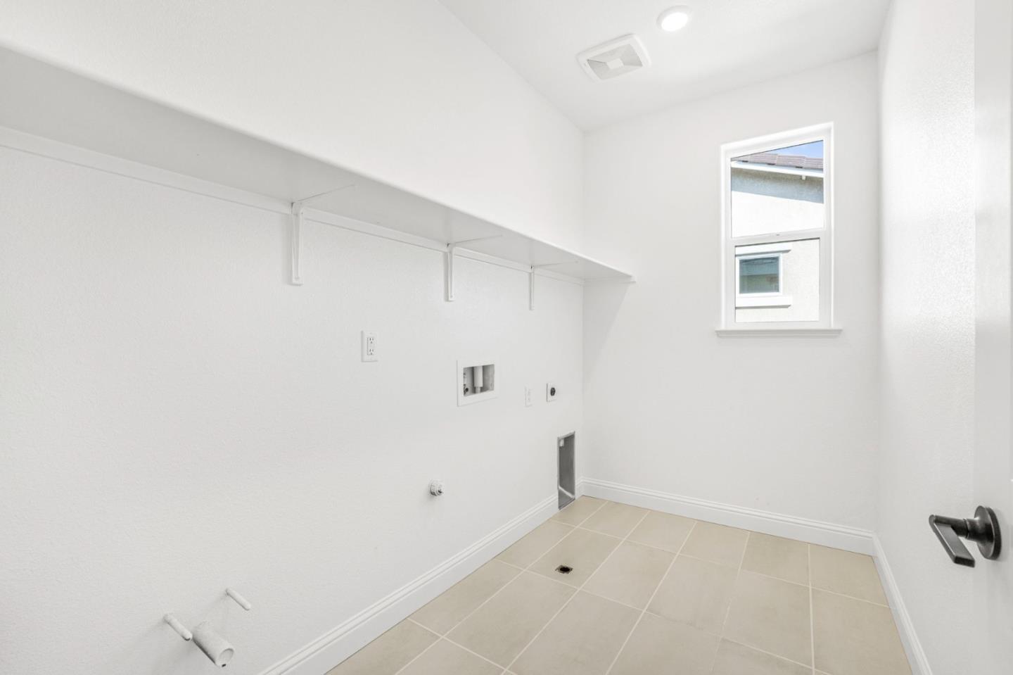 Detail Gallery Image 40 of 66 For 854 Freeboard Ct, Bethel Island,  CA 94511 - 4 Beds | 2/1 Baths