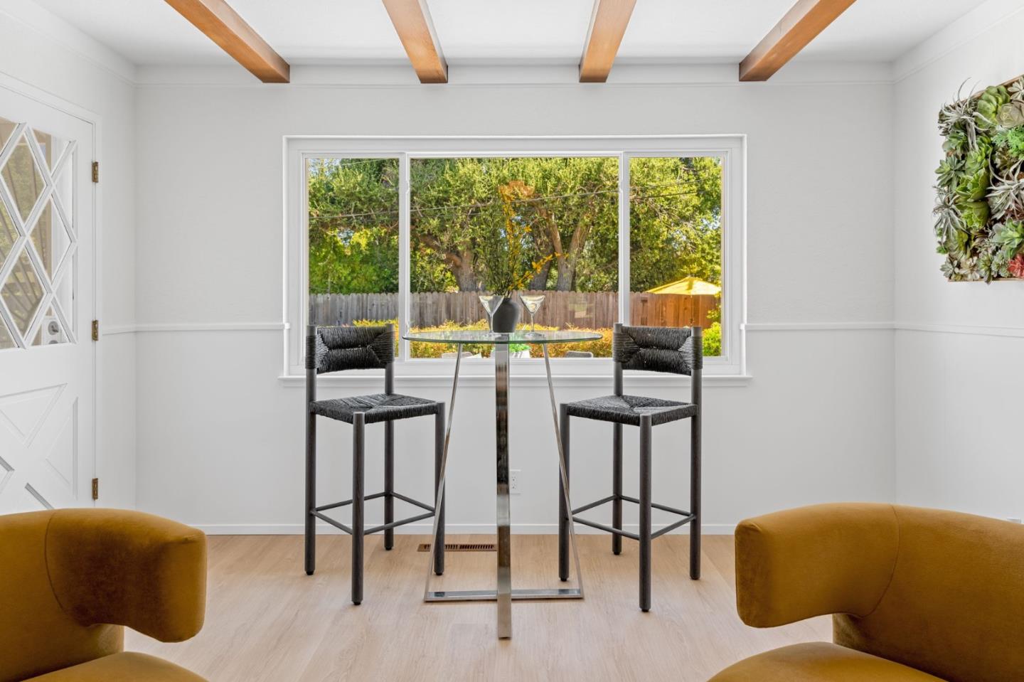 Detail Gallery Image 13 of 49 For 761 Woodstock Ln, Los Altos,  CA 94022 - 4 Beds | 2/1 Baths