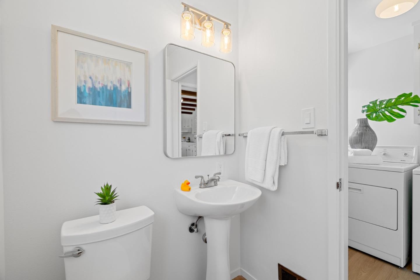 Detail Gallery Image 16 of 49 For 761 Woodstock Ln, Los Altos,  CA 94022 - 4 Beds | 2/1 Baths