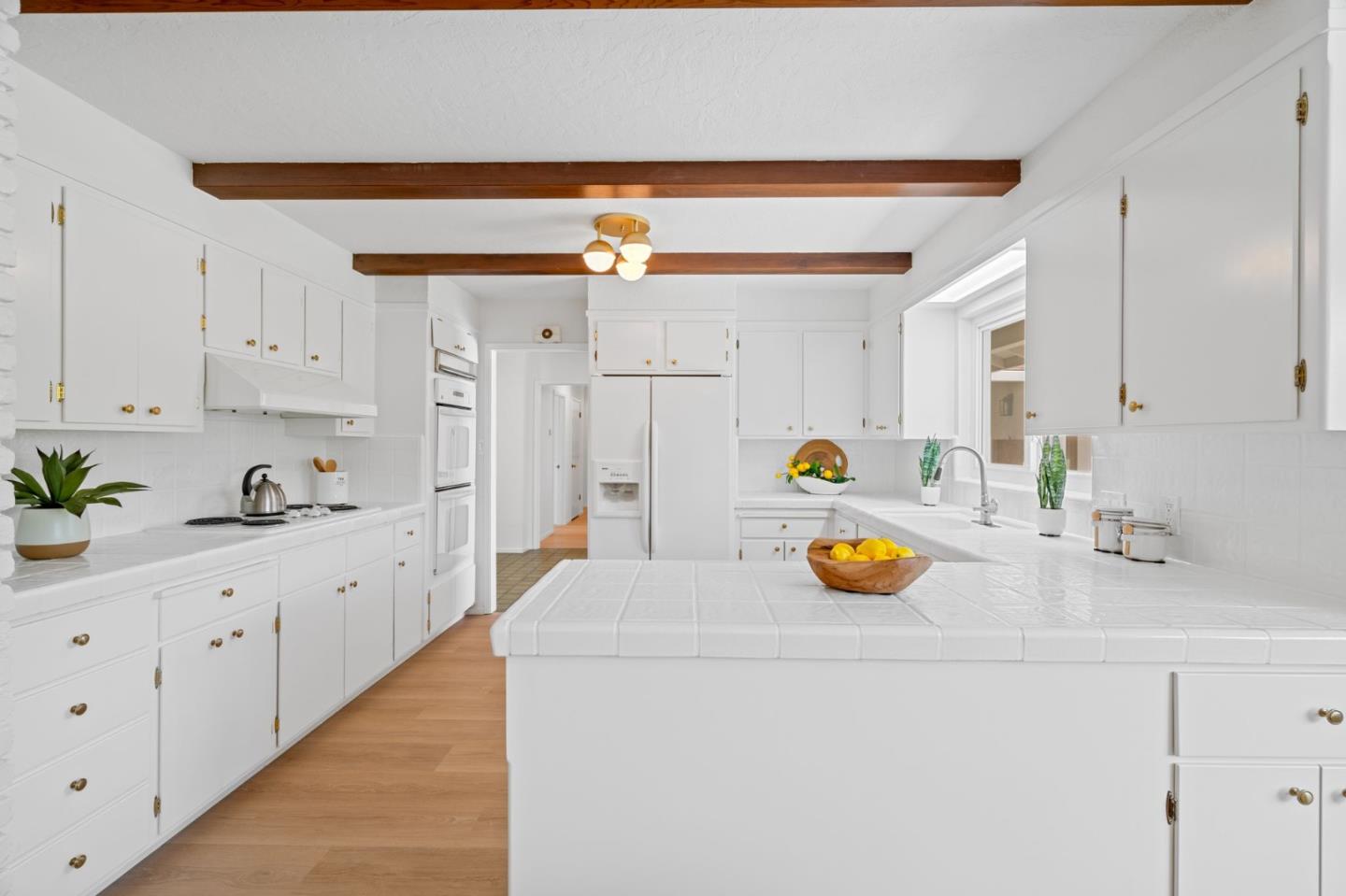 Detail Gallery Image 18 of 49 For 761 Woodstock Ln, Los Altos,  CA 94022 - 4 Beds | 2/1 Baths