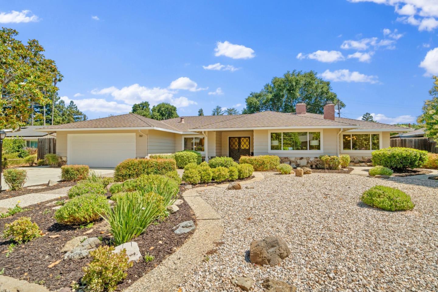 Detail Gallery Image 2 of 49 For 761 Woodstock Ln, Los Altos,  CA 94022 - 4 Beds | 2/1 Baths