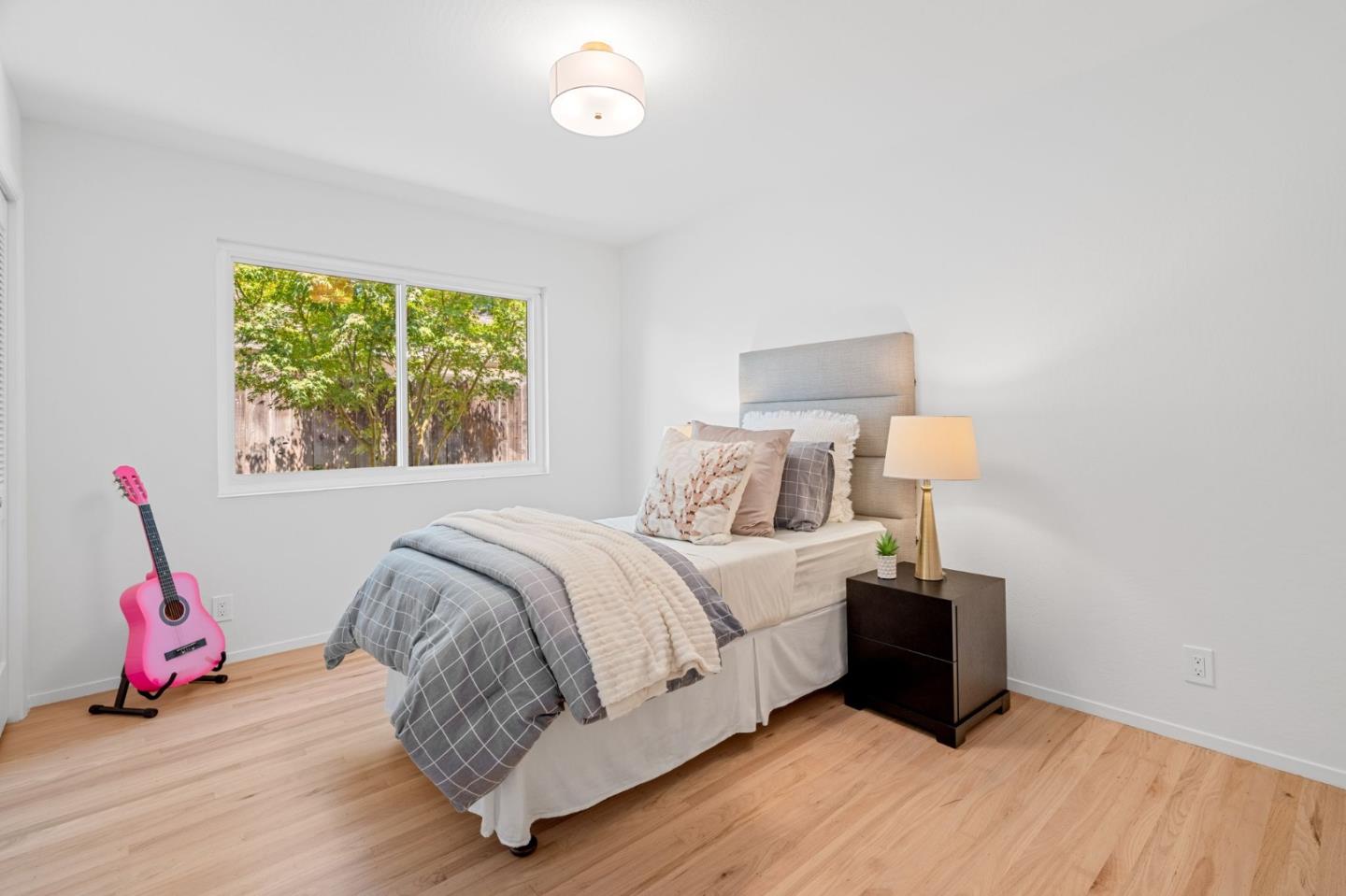 Detail Gallery Image 30 of 49 For 761 Woodstock Ln, Los Altos,  CA 94022 - 4 Beds | 2/1 Baths