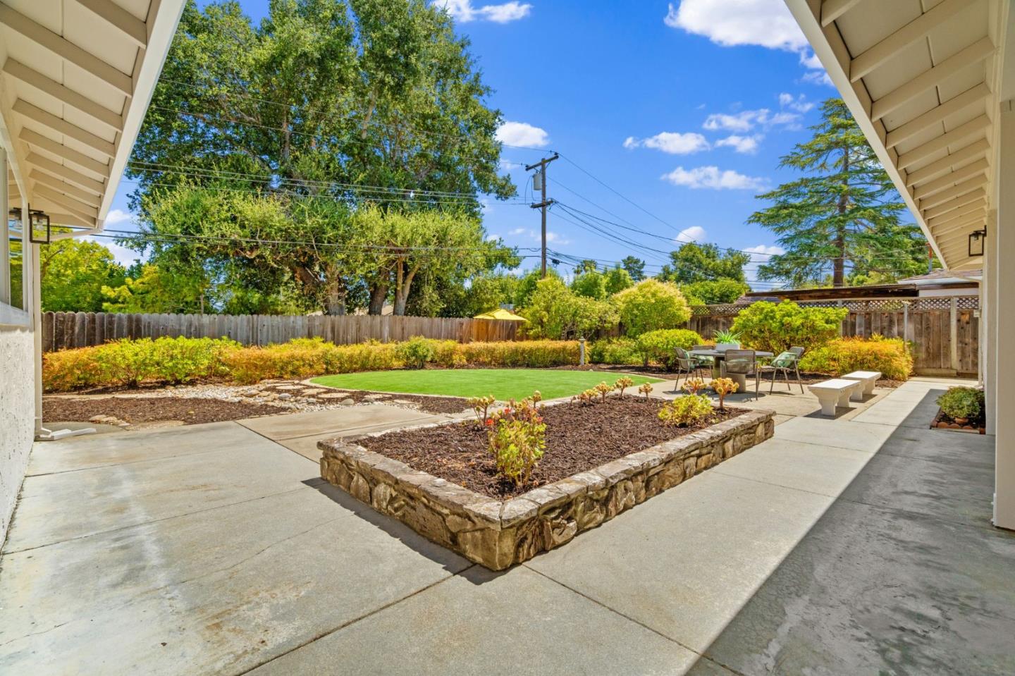 Detail Gallery Image 38 of 49 For 761 Woodstock Ln, Los Altos,  CA 94022 - 4 Beds | 2/1 Baths