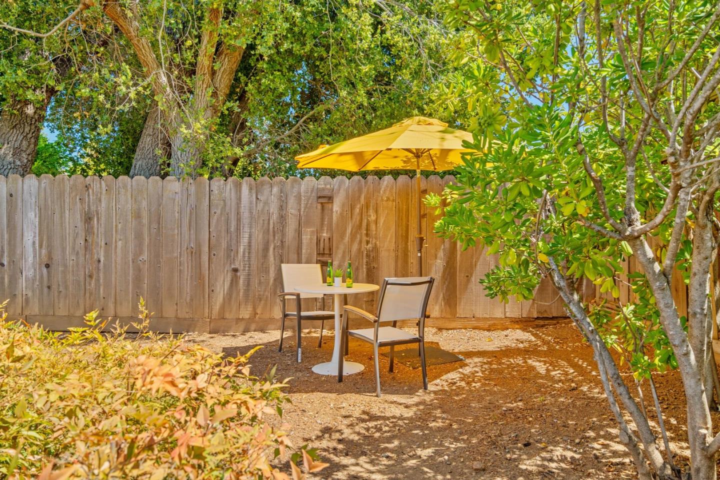 Detail Gallery Image 41 of 49 For 761 Woodstock Ln, Los Altos,  CA 94022 - 4 Beds | 2/1 Baths
