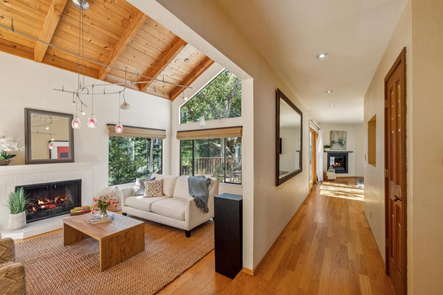 Detail Gallery Image 14 of 78 For 23584 Sky View Ter, Los Gatos,  CA 95033 - 4 Beds | 2/1 Baths