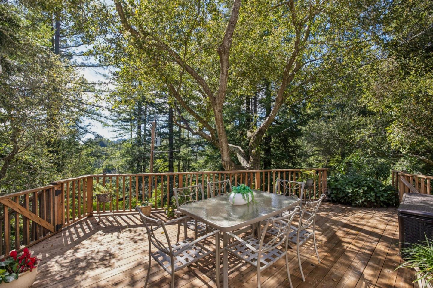 Detail Gallery Image 24 of 78 For 23584 Sky View Ter, Los Gatos,  CA 95033 - 4 Beds | 2/1 Baths