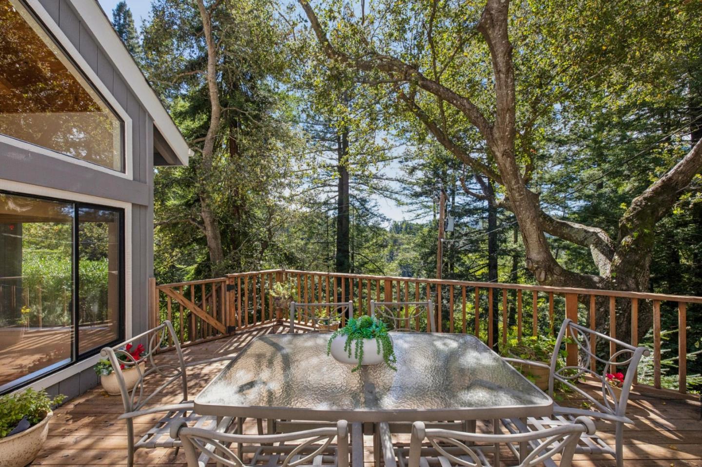 Detail Gallery Image 25 of 78 For 23584 Sky View Ter, Los Gatos,  CA 95033 - 4 Beds | 2/1 Baths