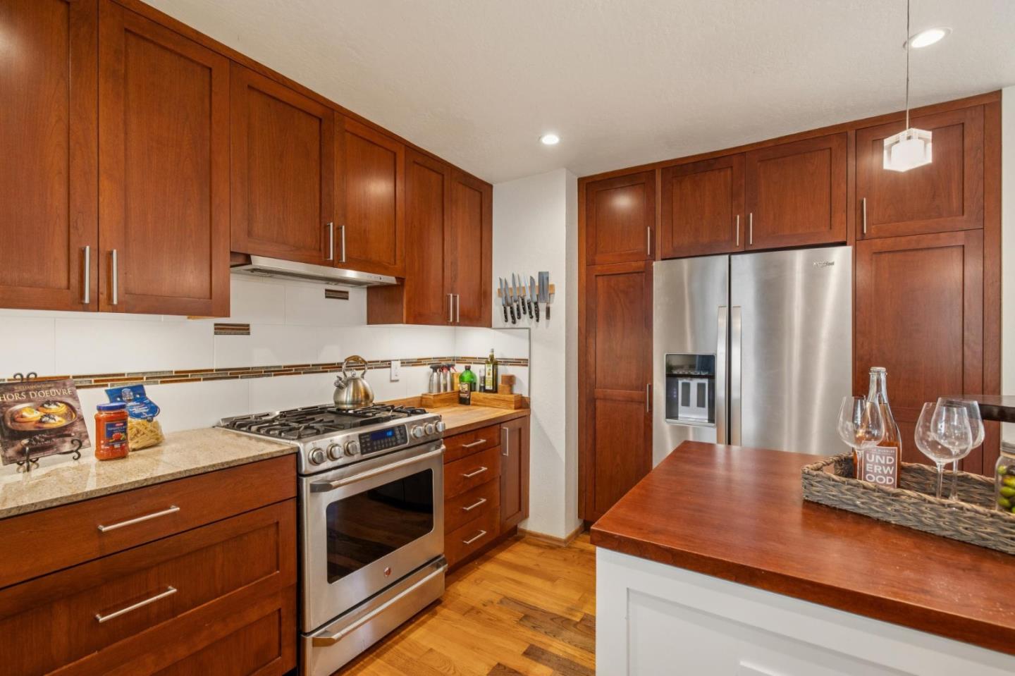 Detail Gallery Image 32 of 78 For 23584 Sky View Ter, Los Gatos,  CA 95033 - 4 Beds | 2/1 Baths