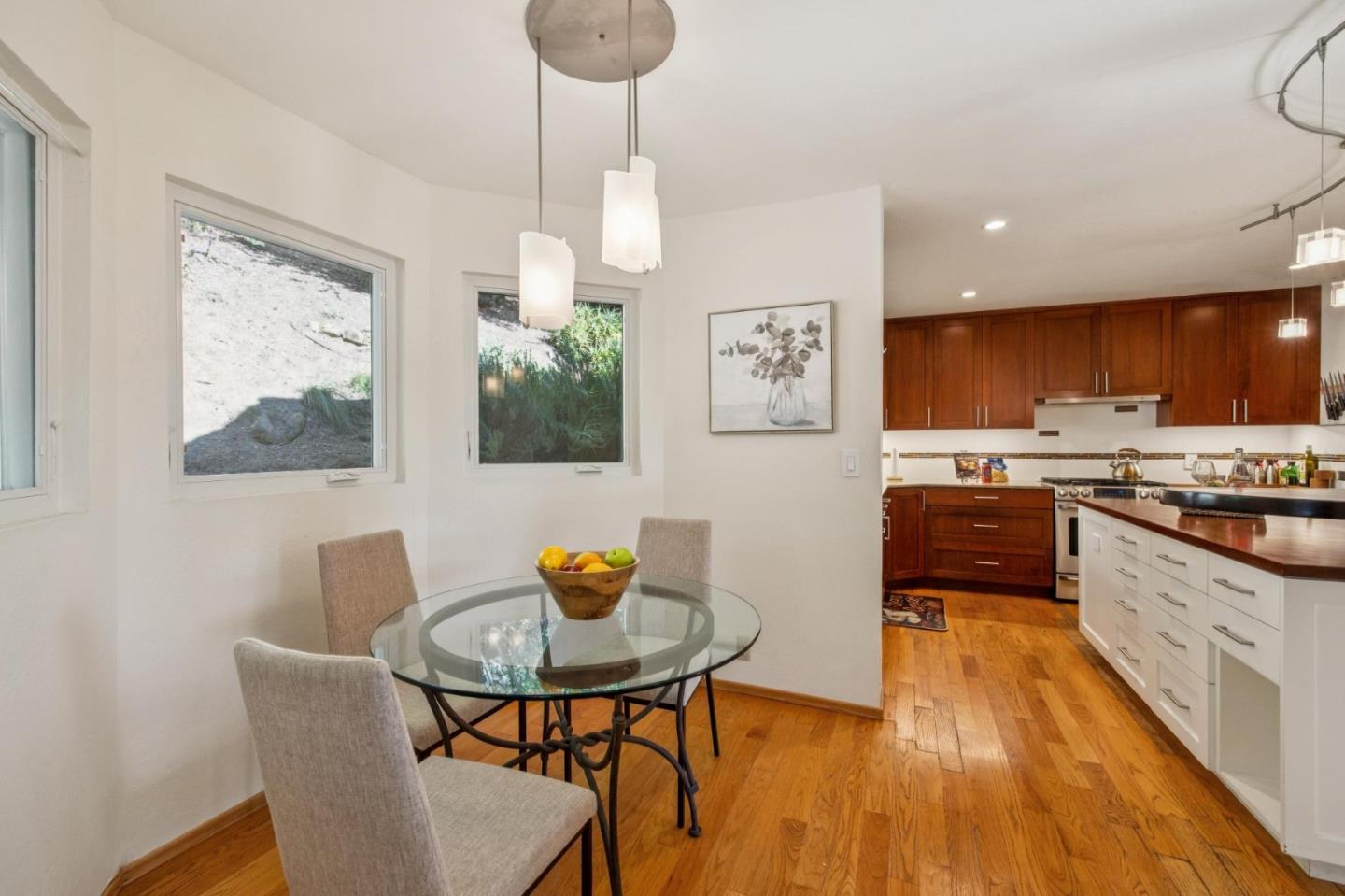 Detail Gallery Image 34 of 78 For 23584 Sky View Ter, Los Gatos,  CA 95033 - 4 Beds | 2/1 Baths