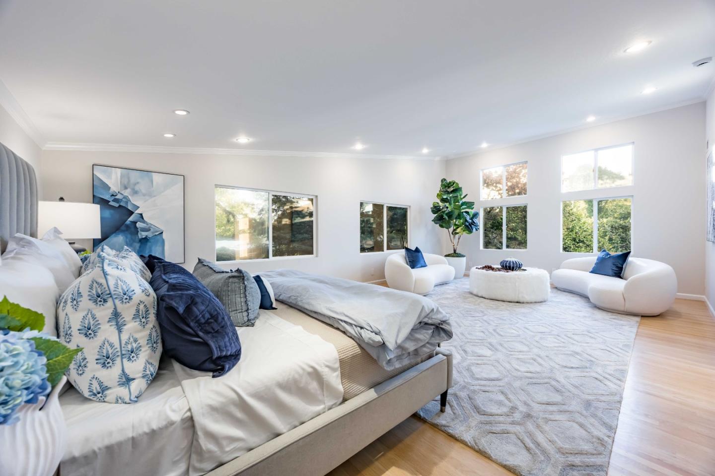 Detail Gallery Image 25 of 34 For 653 Wildwood Ln, Palo Alto,  CA 94303 - 6 Beds | 4 Baths