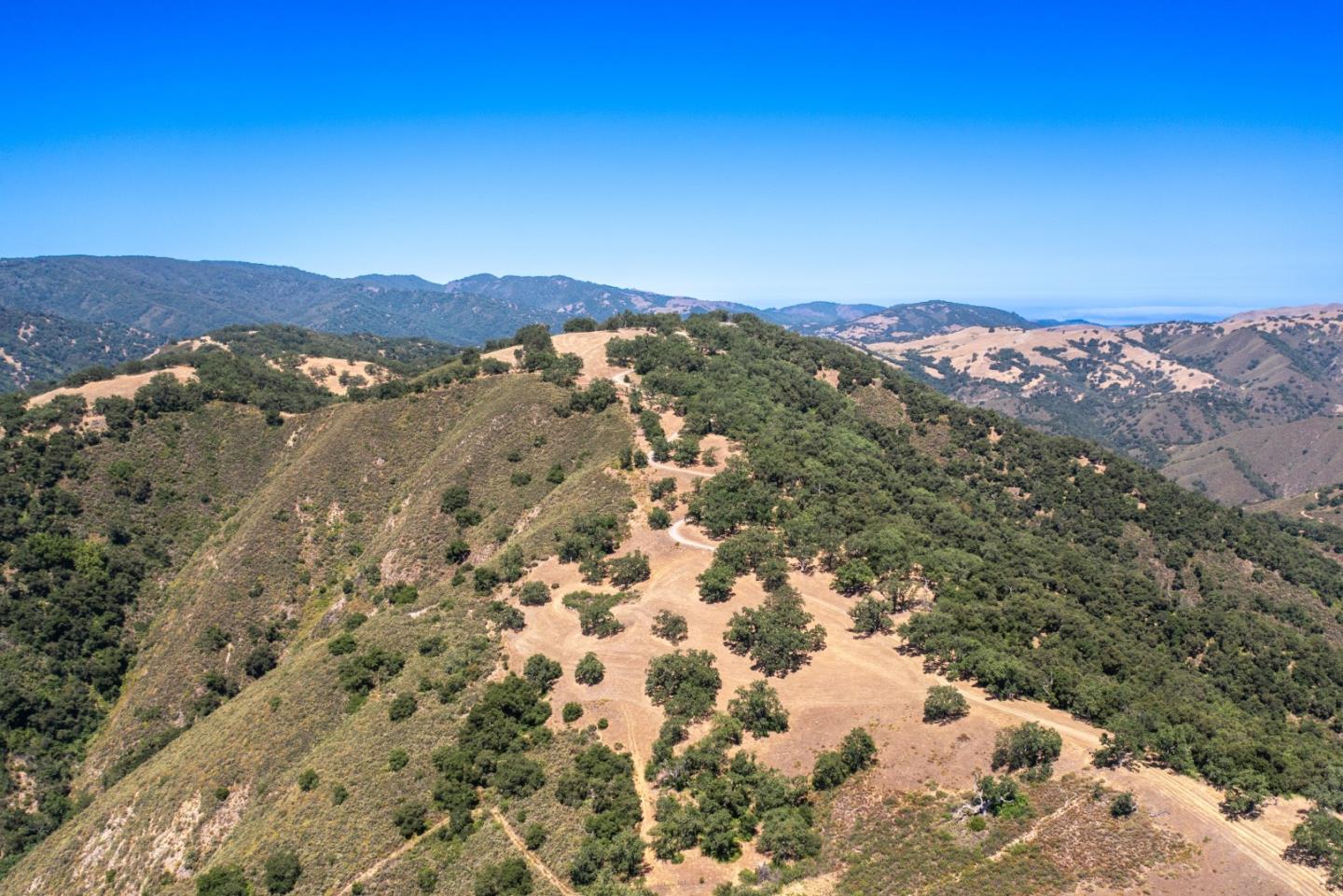Detail Gallery Image 10 of 65 For 28 Long Ridge Trl, Carmel,  CA 93923 - – Beds | – Baths