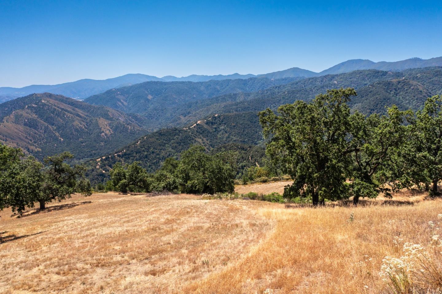 Detail Gallery Image 11 of 65 For 28 Long Ridge Trl, Carmel,  CA 93923 - – Beds | – Baths