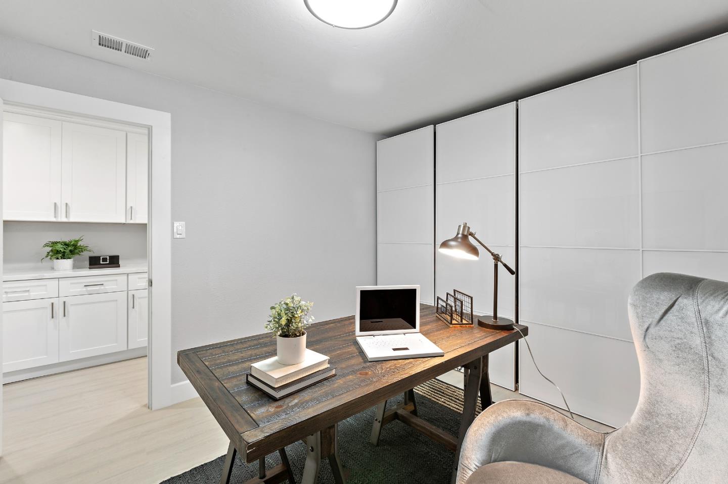 Detail Gallery Image 16 of 36 For 2377 Manhattan Pl, Santa Clara,  CA 95051 - 3 Beds | 2 Baths