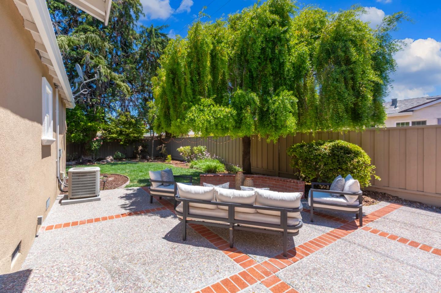 Detail Gallery Image 26 of 36 For 2377 Manhattan Pl, Santa Clara,  CA 95051 - 3 Beds | 2 Baths