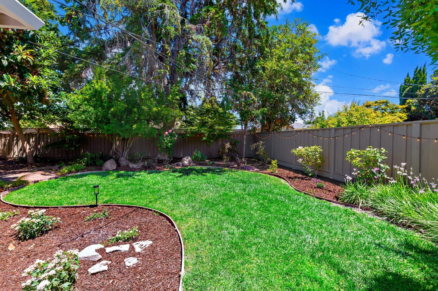 Detail Gallery Image 28 of 36 For 2377 Manhattan Pl, Santa Clara,  CA 95051 - 3 Beds | 2 Baths