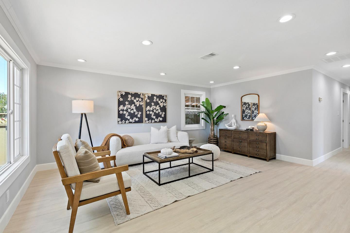 Detail Gallery Image 3 of 36 For 2377 Manhattan Pl, Santa Clara,  CA 95051 - 3 Beds | 2 Baths